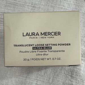 Laura Mercier Translucent Loose Setting Powder -